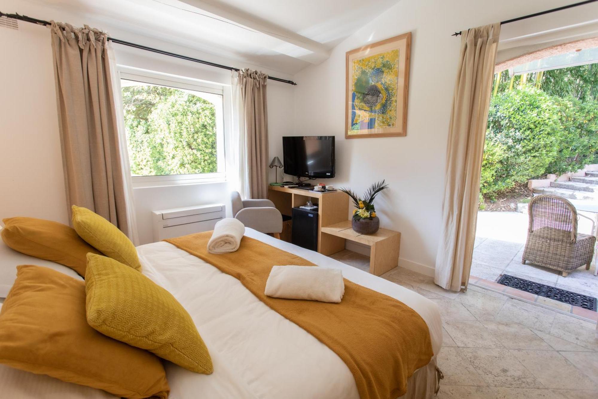 Hotel Le Verger Maelvi Гримо Номер фото